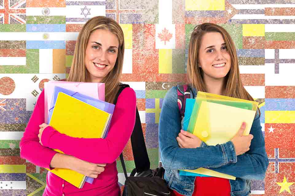 Best Student Travel Insurance Plans in India